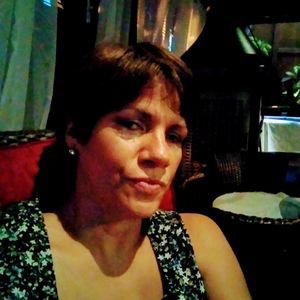 Meet your Posher, Eva